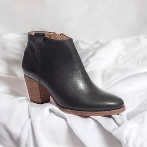 Madewell Billie Black Leather Ankle Boots